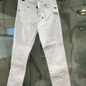 Kut from the Kloth opaque white jeans new with tags on size 2